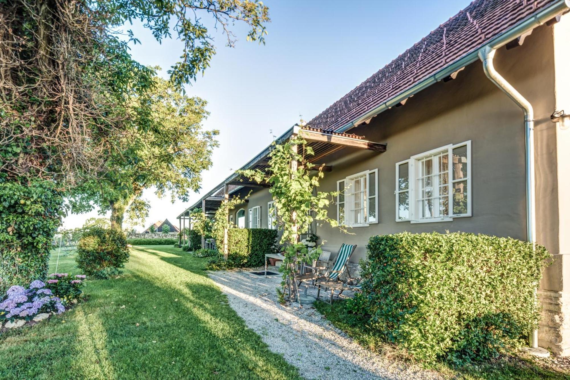 Villa Winzarei, Weingut Tement Berghausen Esterno foto